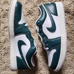 Air Jordan 1 SE Low Oxidized Green Brand New Sz 11